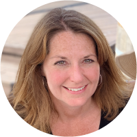 Julie-Headshot-2021